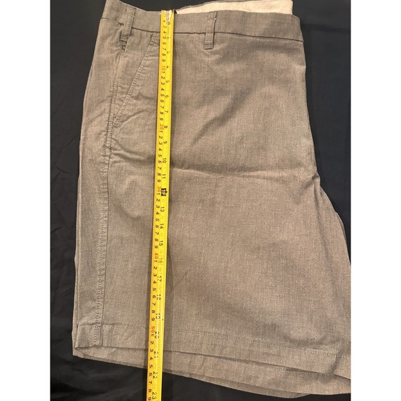 Dockers Mens Supreme Flex Grey Heathered Flat Front Shorts Size 54 Water Less - Picture 9 of 14
